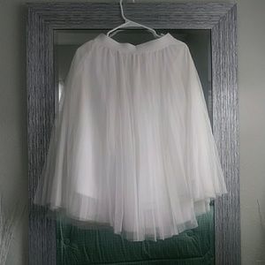 CR White Tulle Skirt